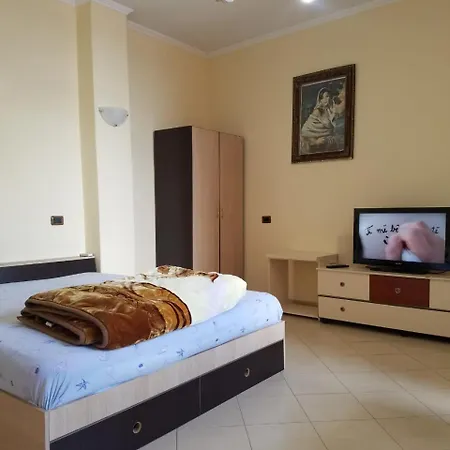 Lovely 12345 Апартаменты *